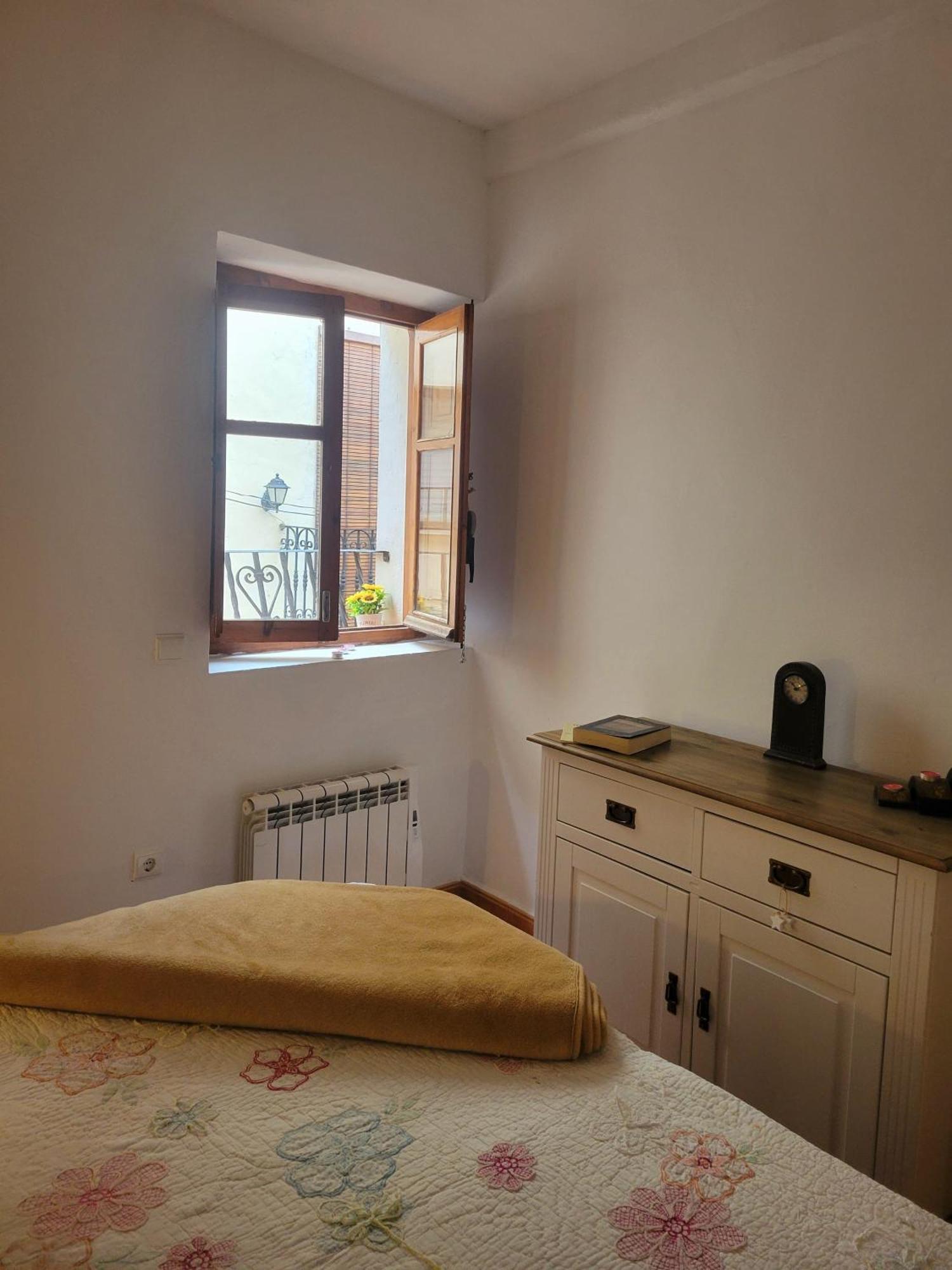 La Casita De Las Hadas Villa Биар Екстериор снимка