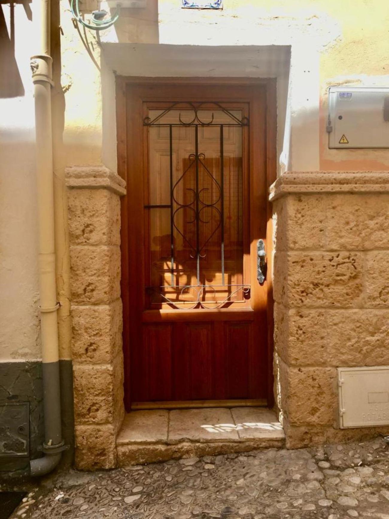 La Casita De Las Hadas Villa Биар Екстериор снимка